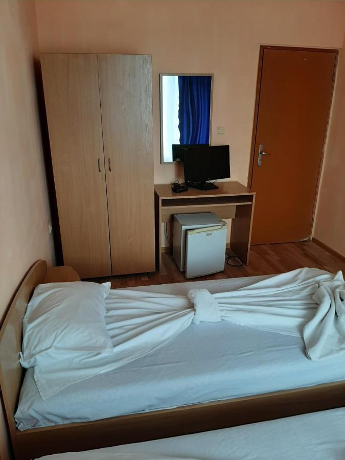 Central Hotel Sozopol Exterior photo